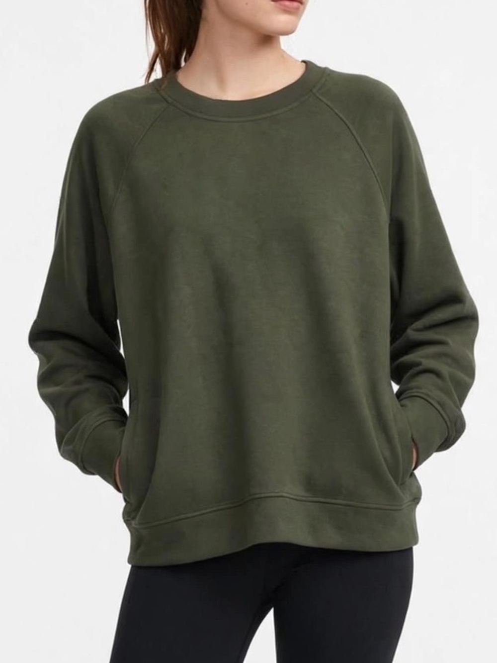 We wander performaluxe crewneck pullover sweatshirt dark olive large